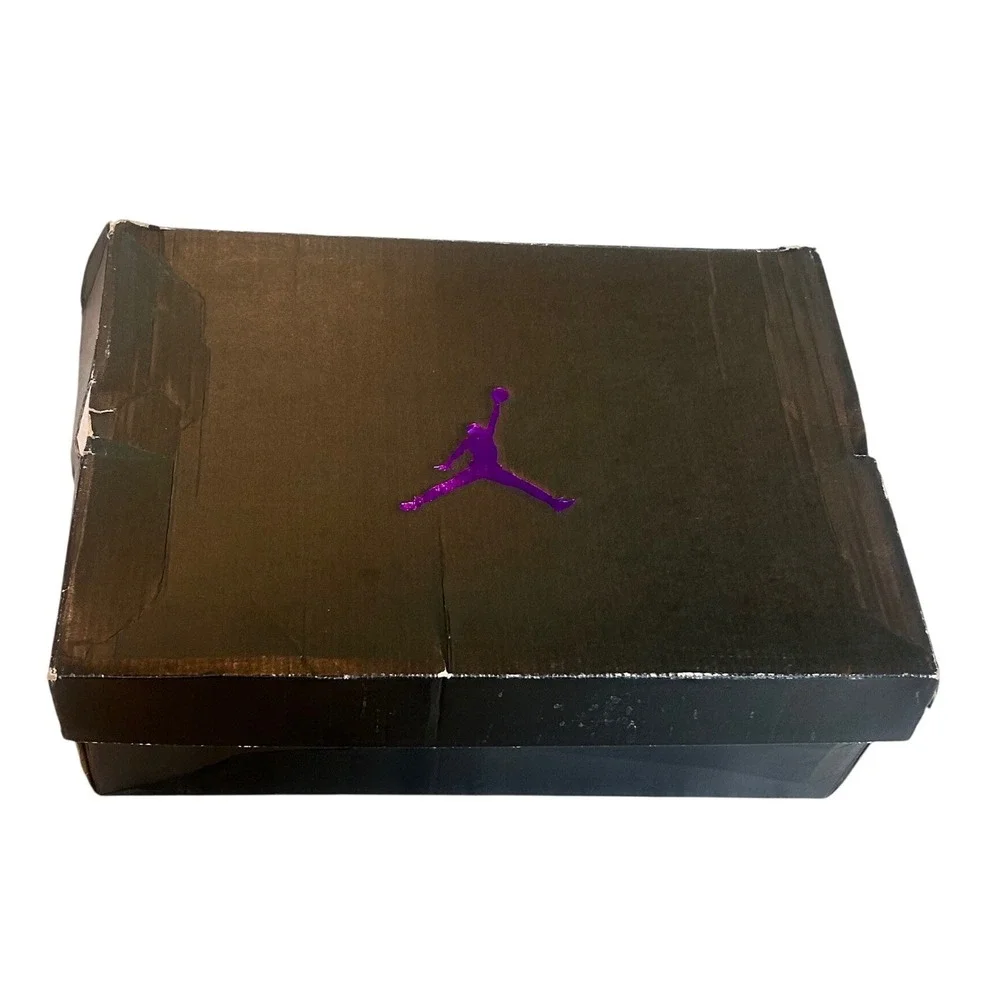 Air Jordan 1 Retro Ultra High 